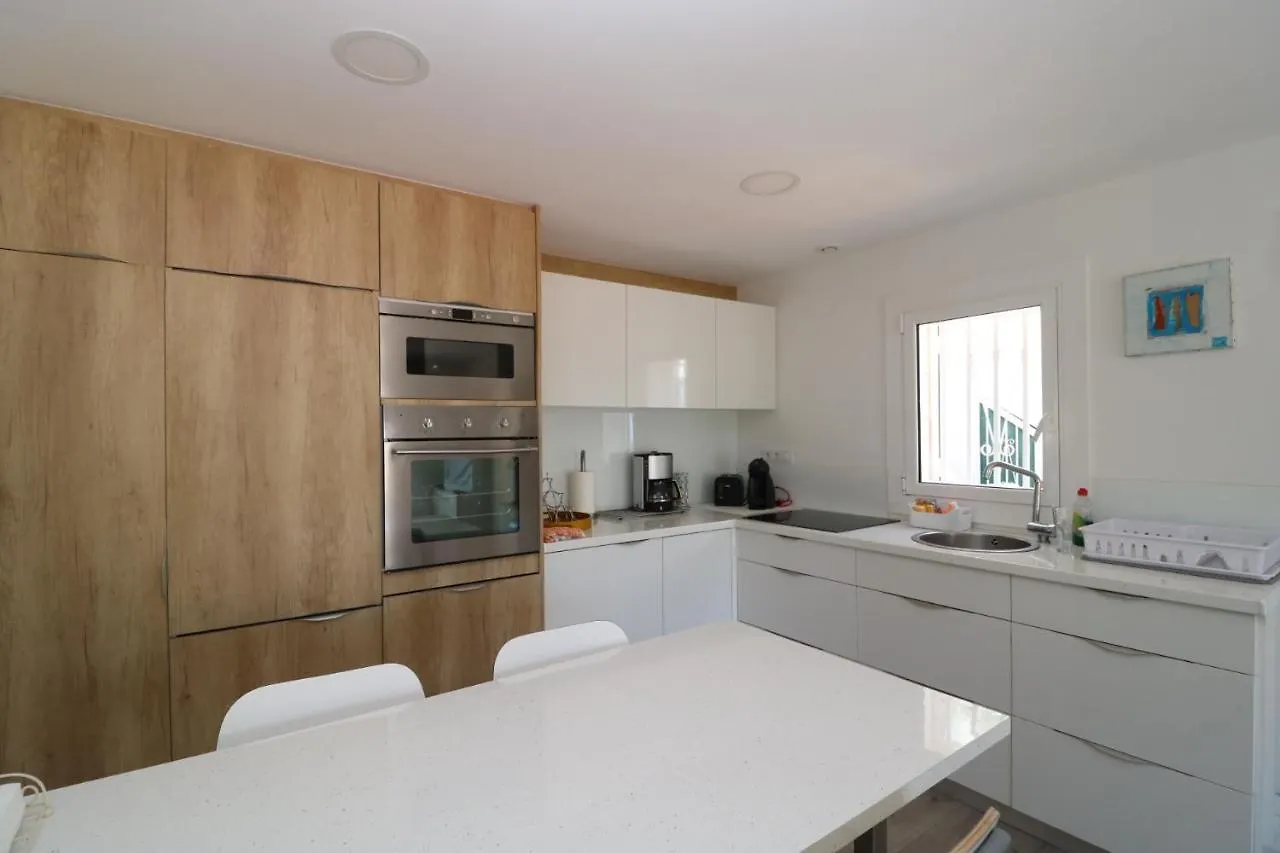 Apartamento Mimosas C1 - Preciosa vista al mar, piso reformado Rosas España
