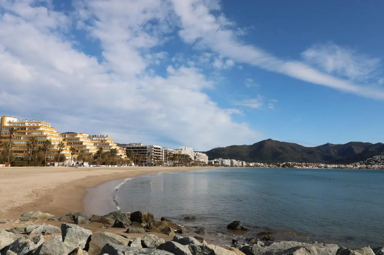 Apartamento Mimosas C1 - Preciosa vista al mar, piso reformado Rosas
